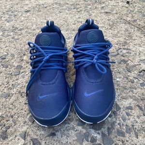 Nike Presto | Navy Blue | Women SIZE 7